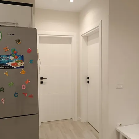 Lungomare Beach Apartments2 شقة Polisi i Vogel