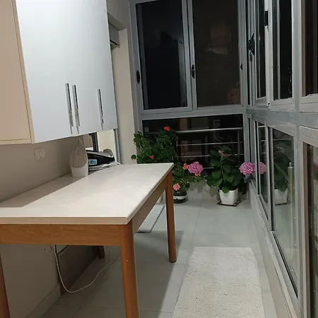 Lungomare Beach Apartments2 Polisi i Vogel